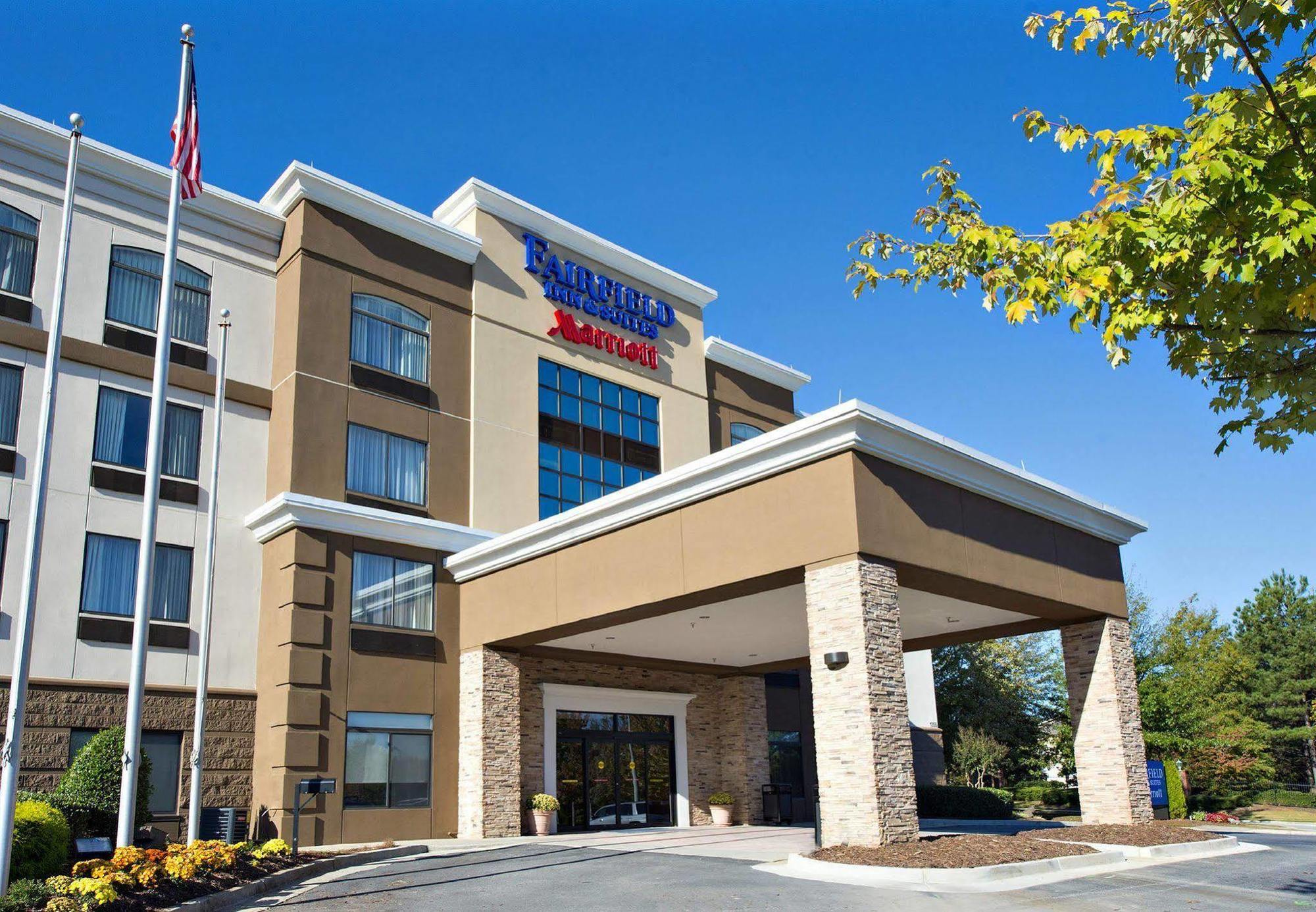 Fairfield Inn & Suites By Marriott Atlanta Buford/Mall Of Georgia Exterior photo